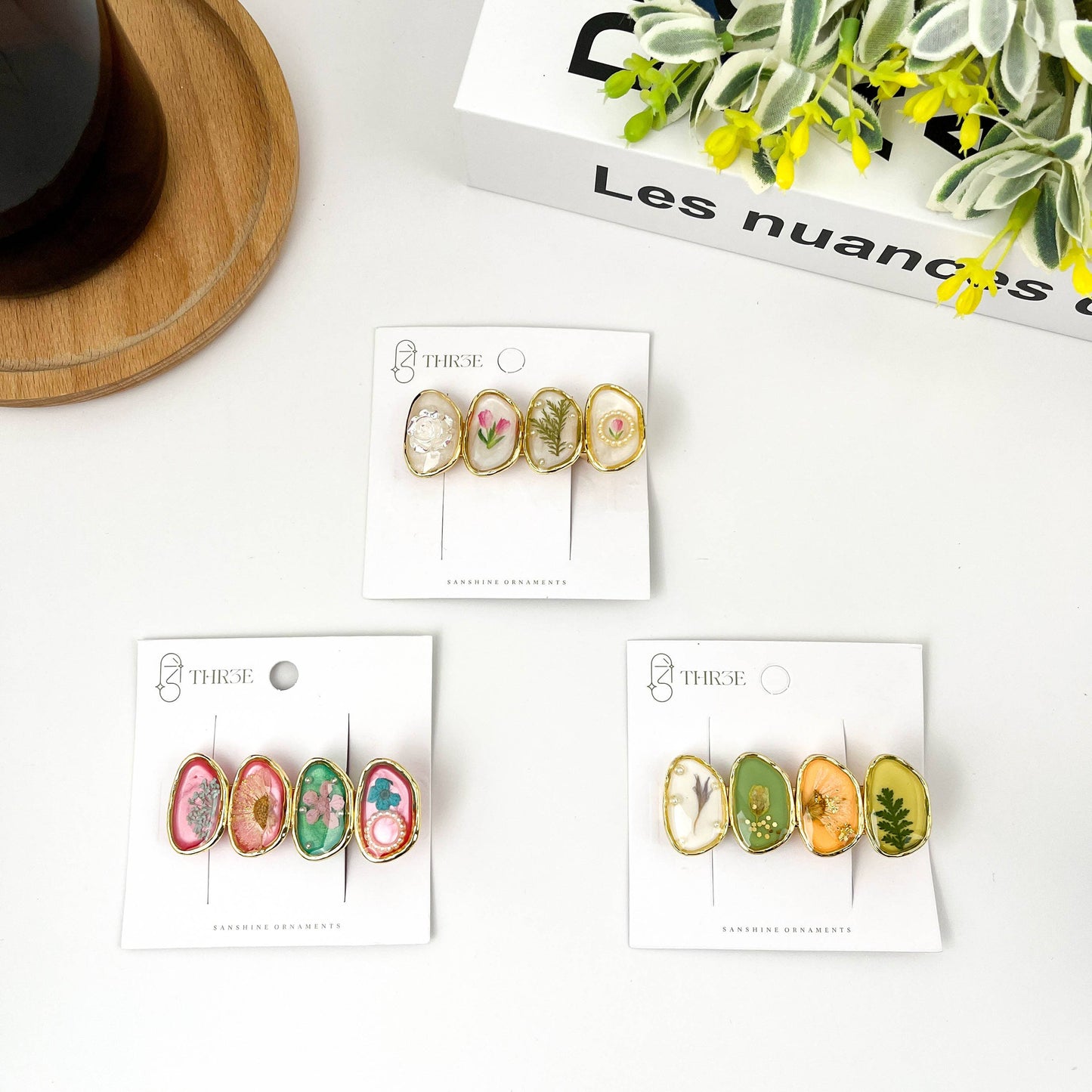 Retro Flower Duckbill Clip