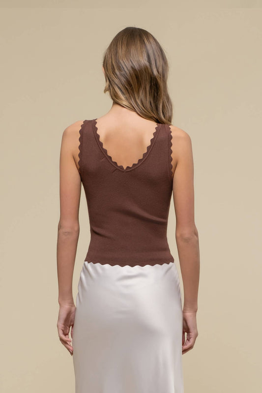 Scallop Edge Sleeveless Top Brown