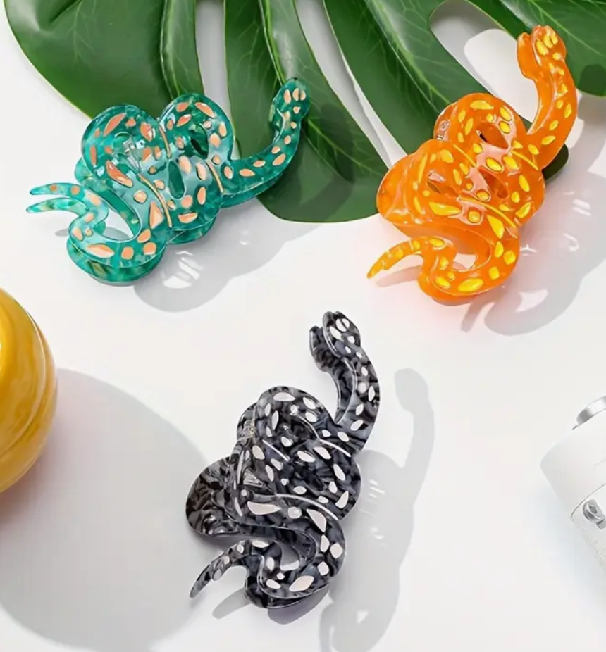 Snake Hair Claw