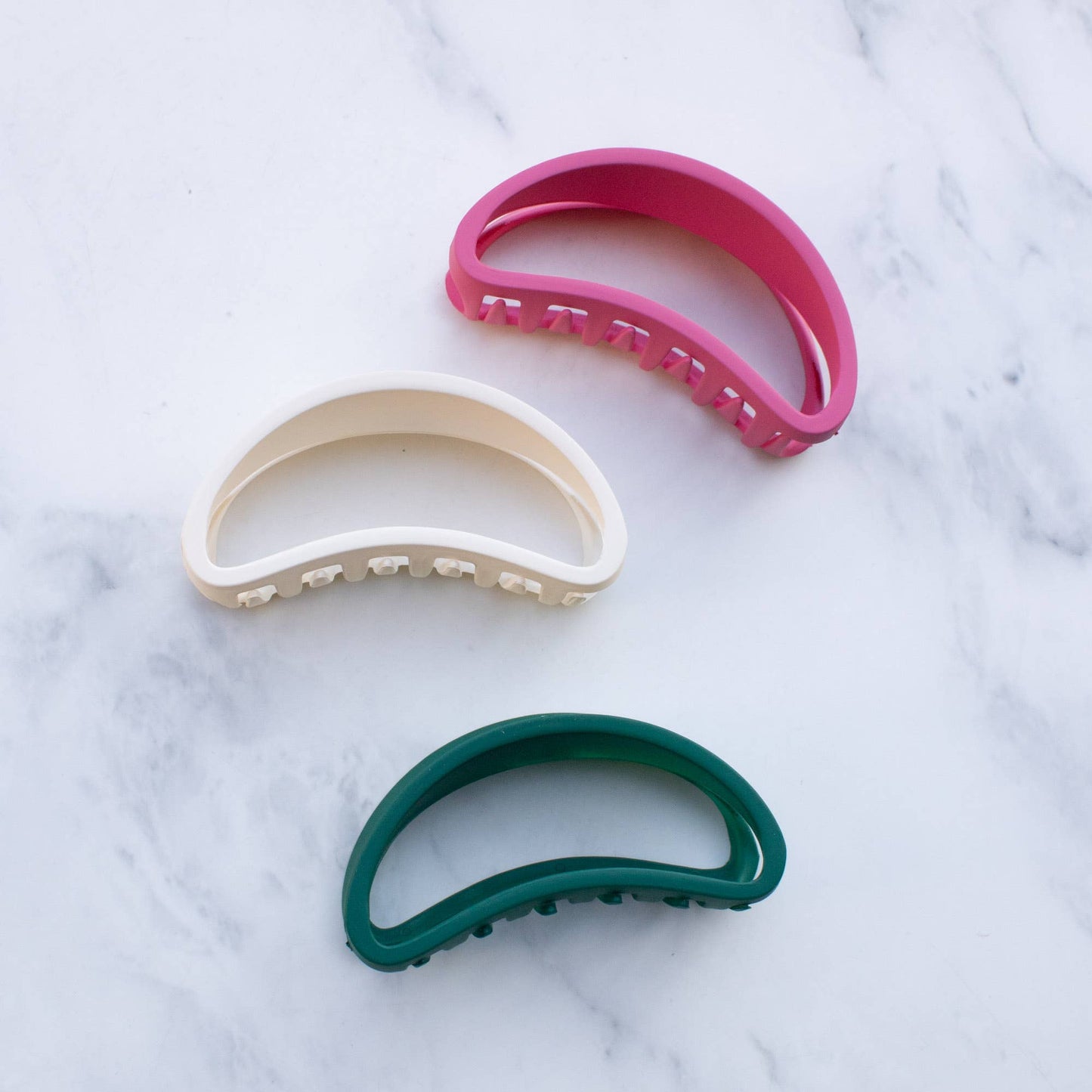 Bean shaped claw Casual design style clip