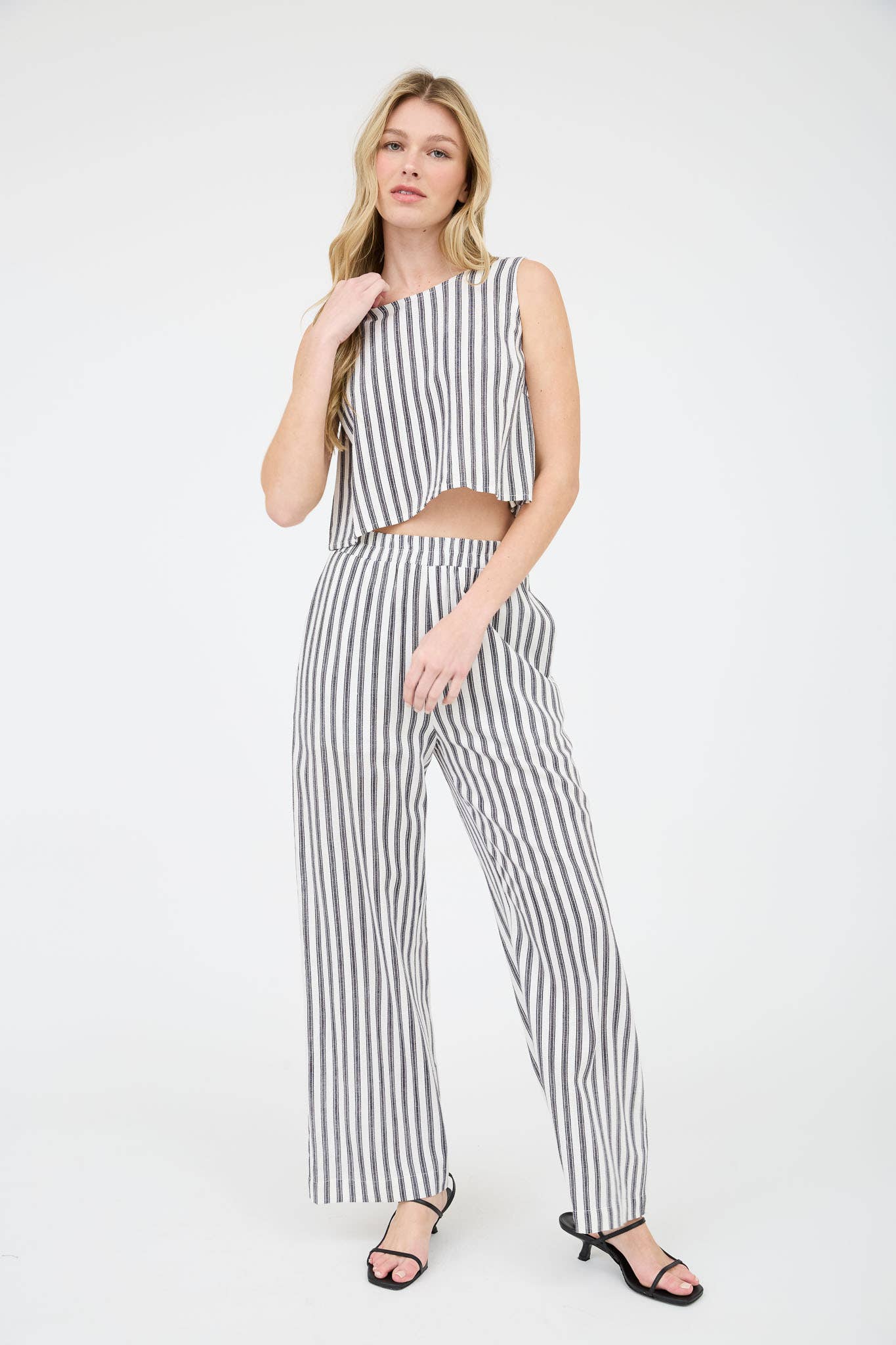 STRIPE LINEN BACK TIE DETAIL SLEEVELESS TOP
