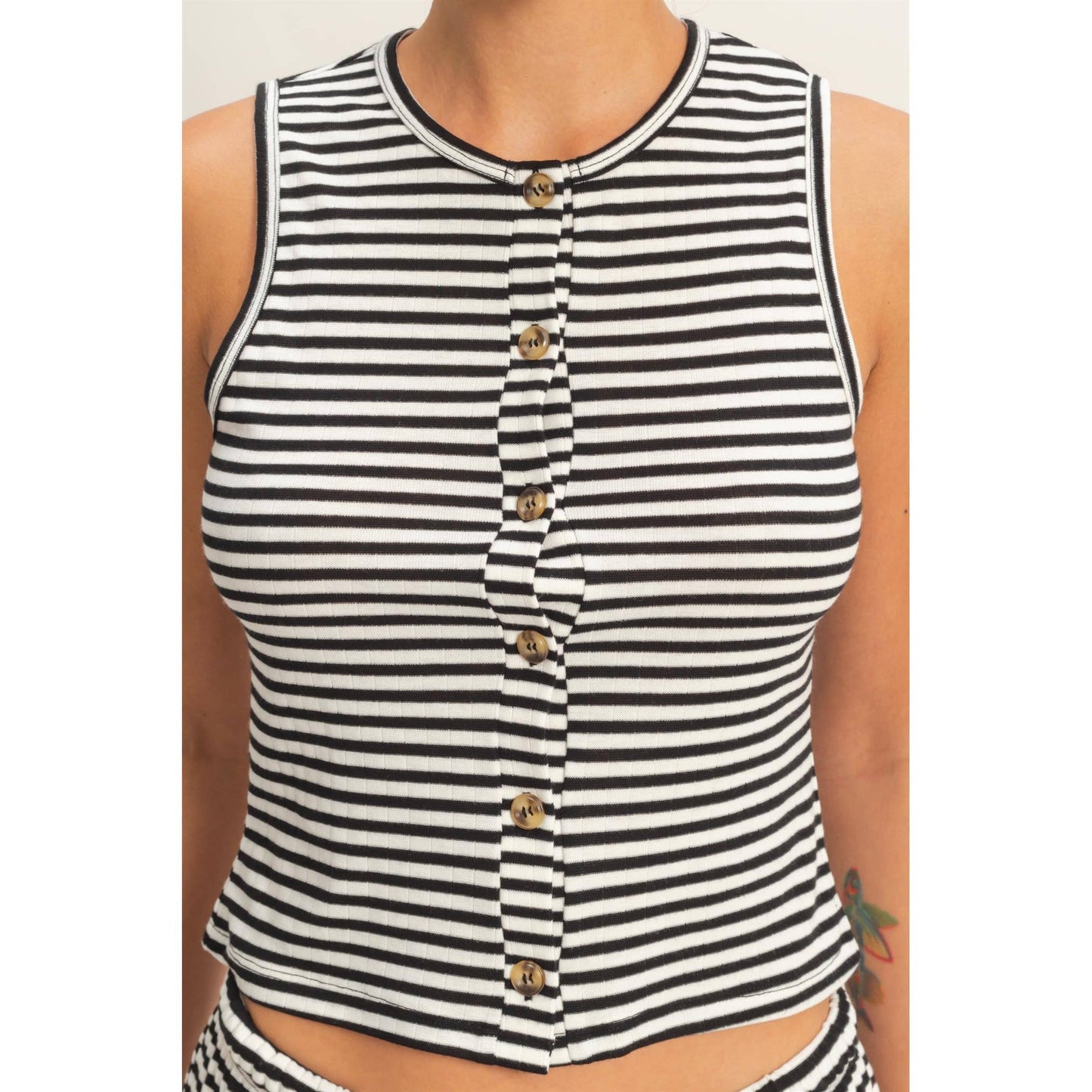 Striped Button-Front Crew Neck Sleeveless Top