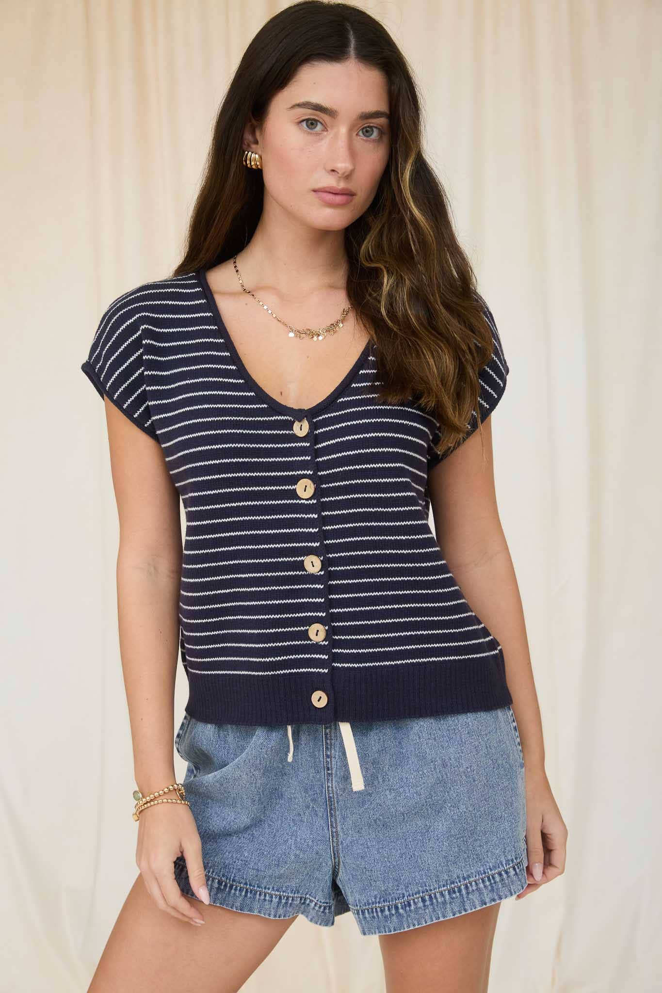 Scoop Neck Short Sleeve Cardi