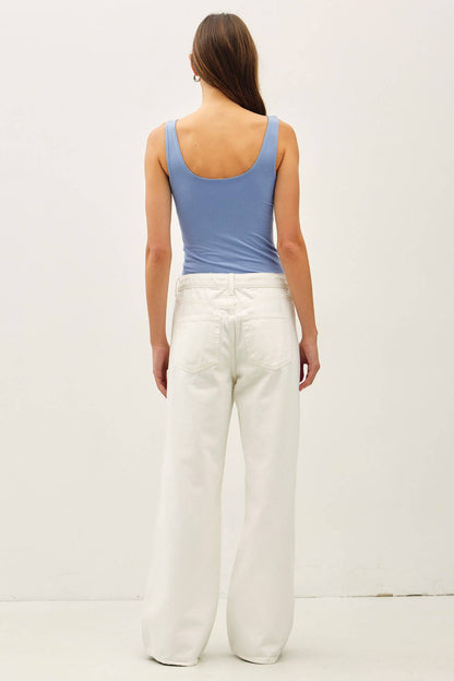 Everyday Scoop Tank