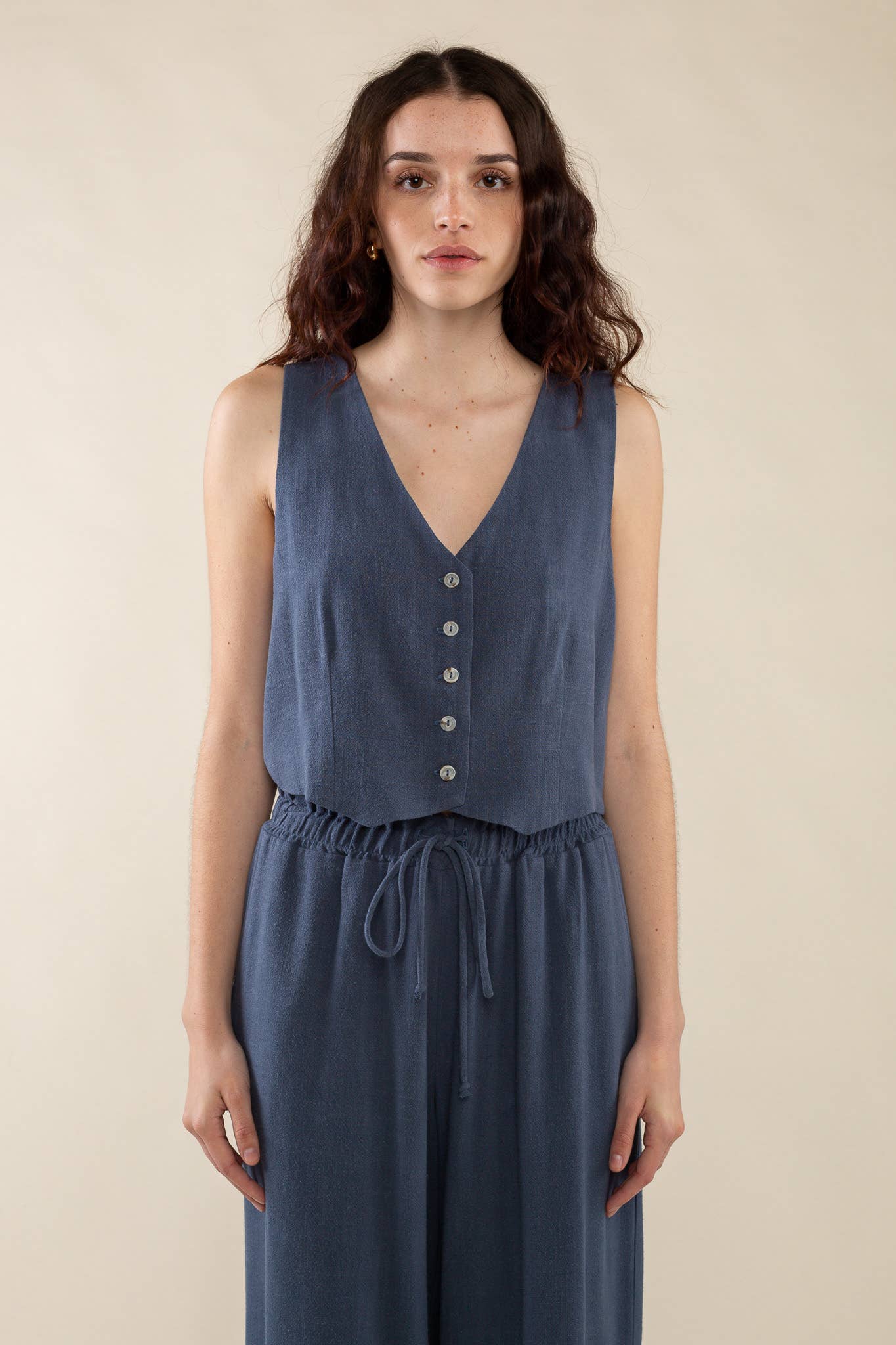 Cove Linen Vest