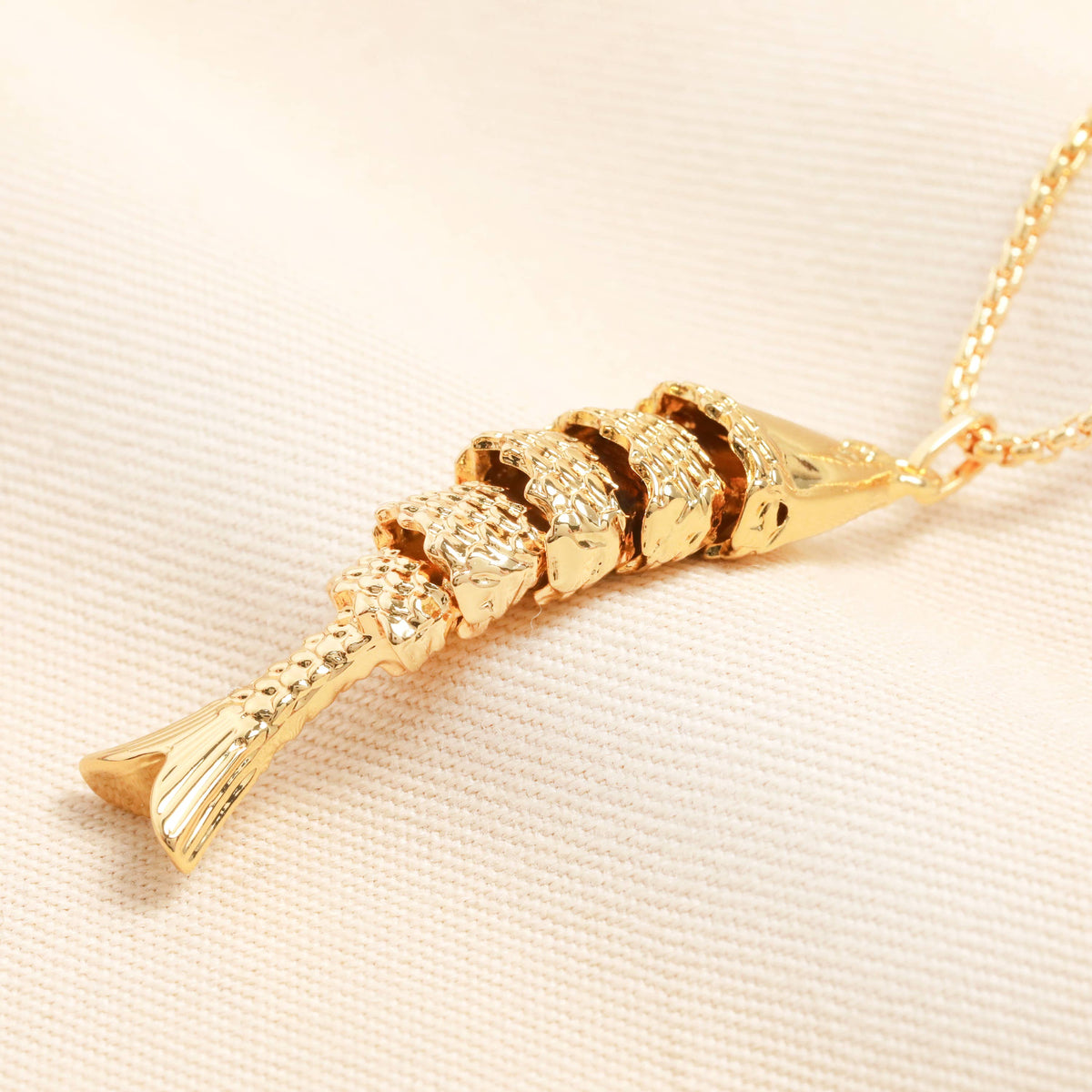 Chunky Fish Pendant Necklace in Gold