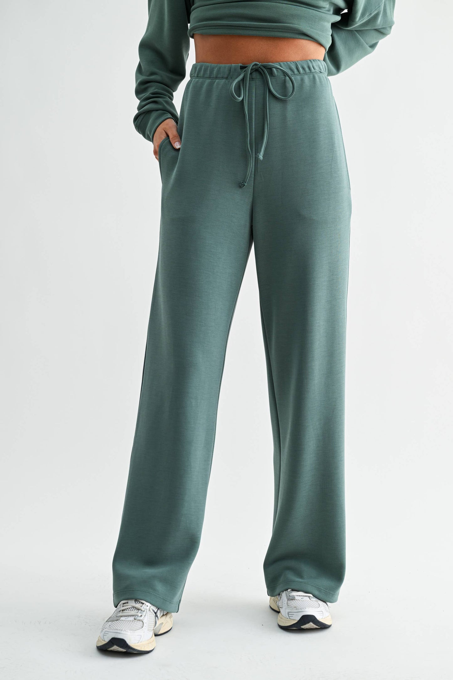 Simple Scuba Wide-Leg Pant