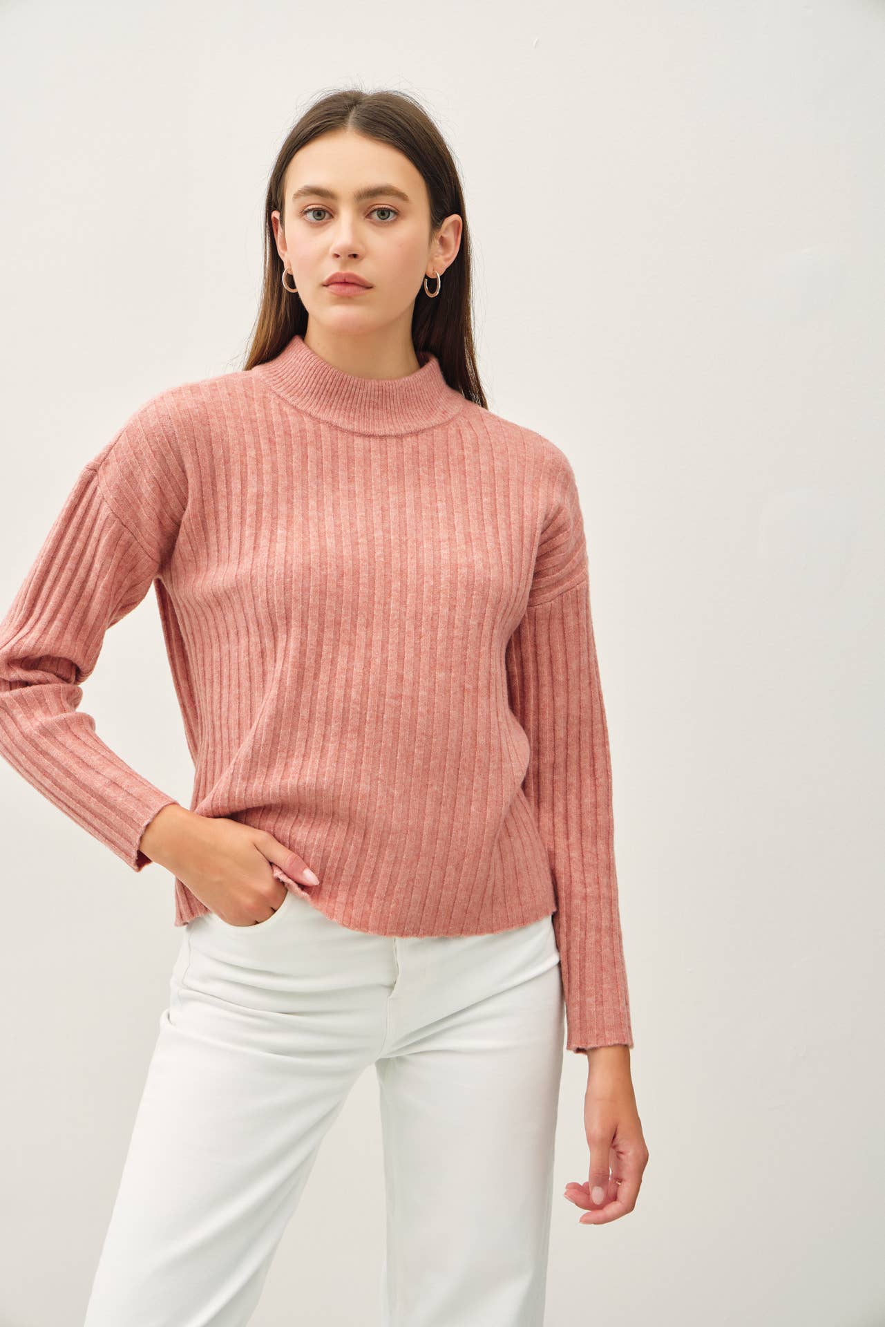 Ultra Soft Chunky Ribbed Mock Neck Sweater