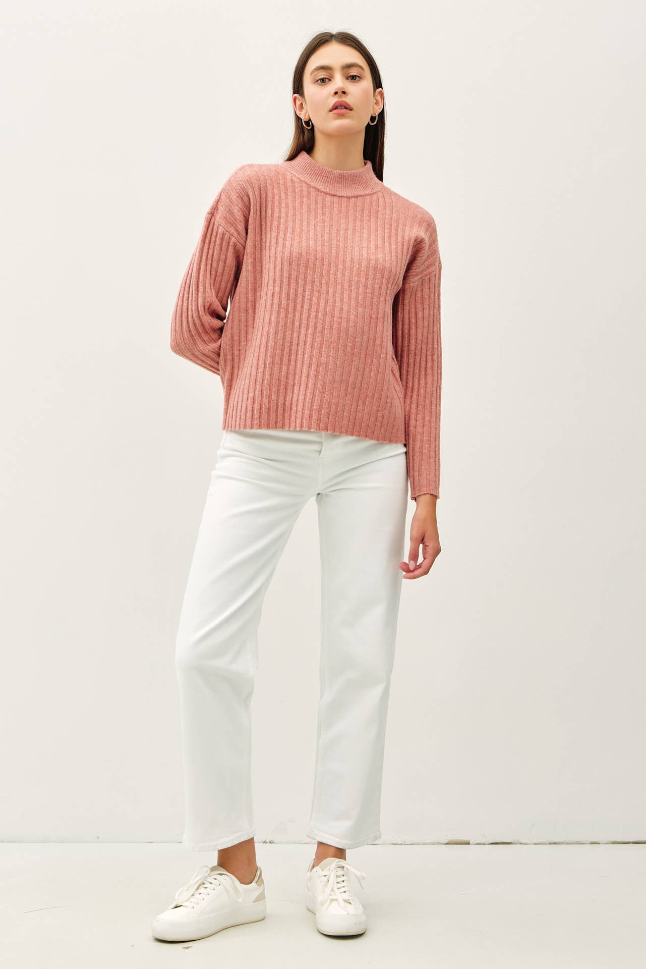 Ultra Soft Chunky Ribbed Mock Neck Sweater