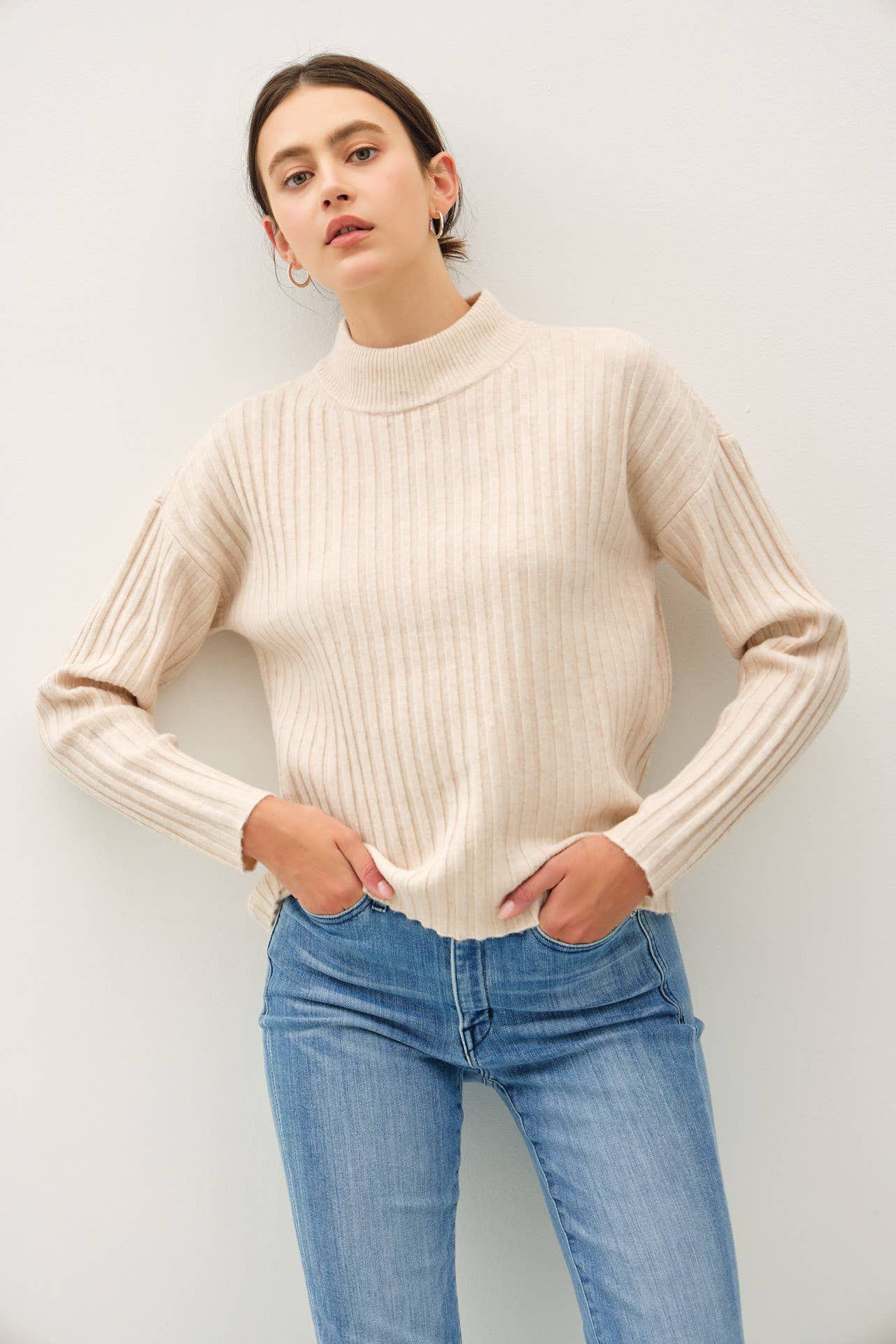 Ultra Soft Chunky Ribbed Mock Neck Sweater