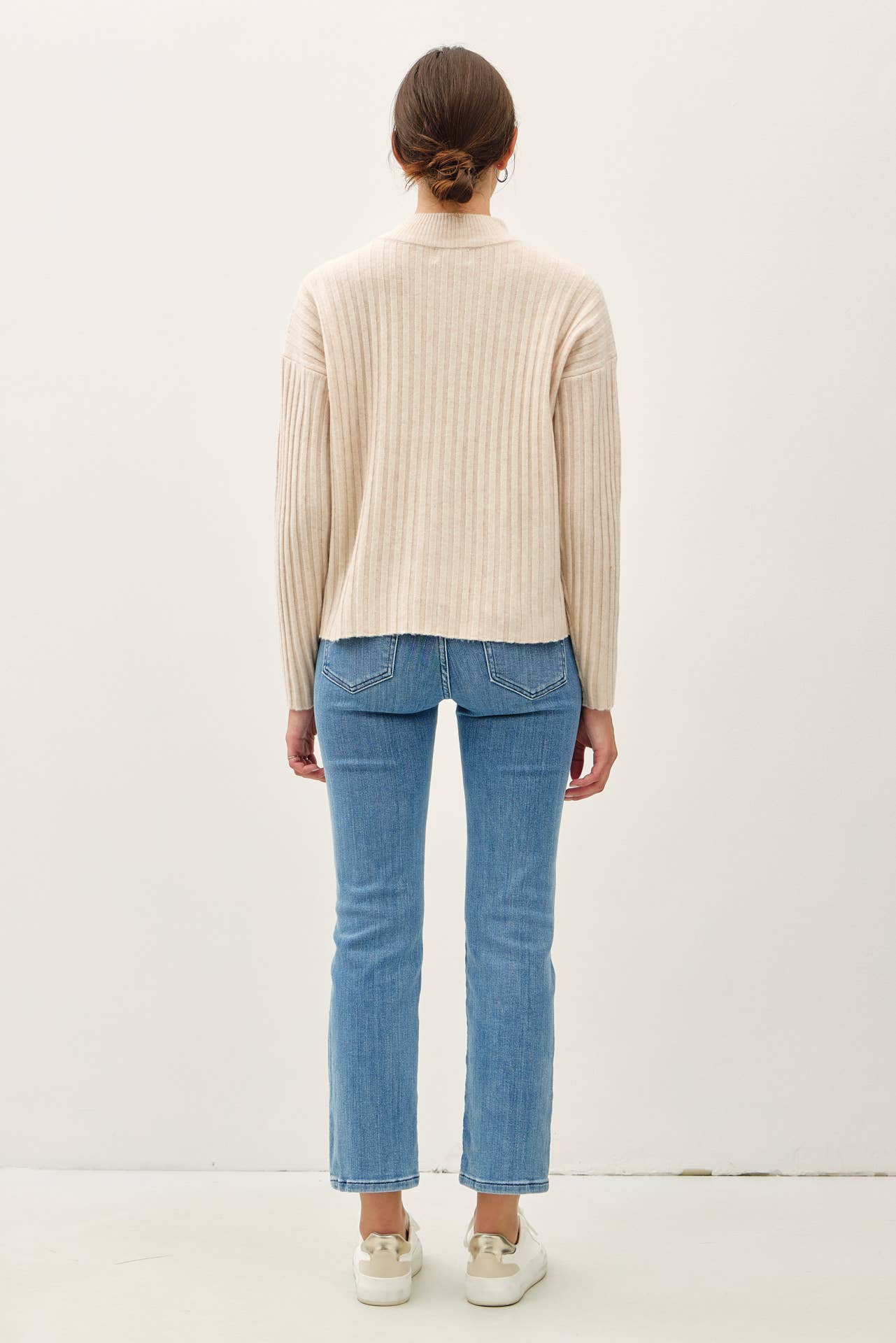 Ultra Soft Chunky Ribbed Mock Neck Sweater