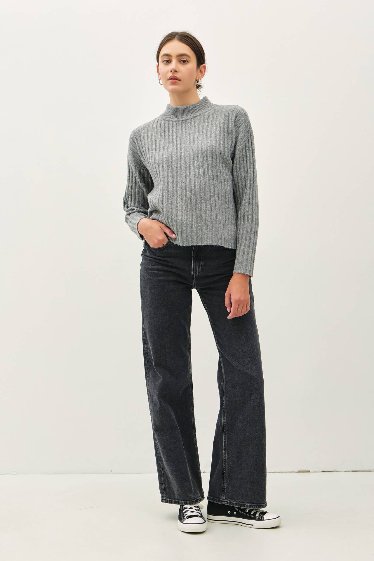 Ultra Soft Chunky Ribbed Mock Neck Sweater