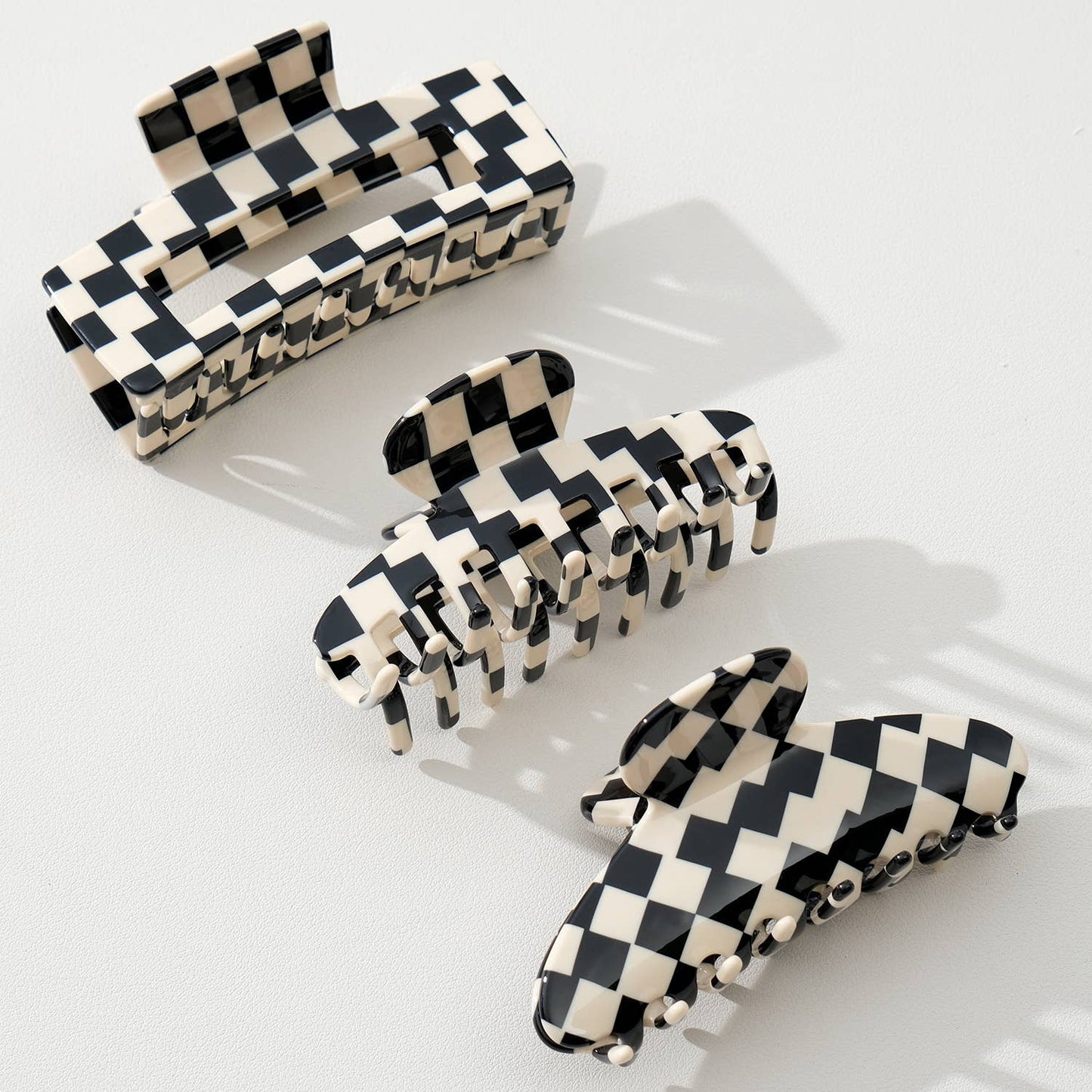 Checkmate Large - Assorted Claw Clips