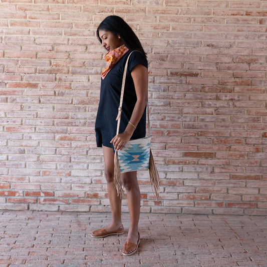 Viento Dulce Wool Fringe Crossbody–Handwoven Oaxaca