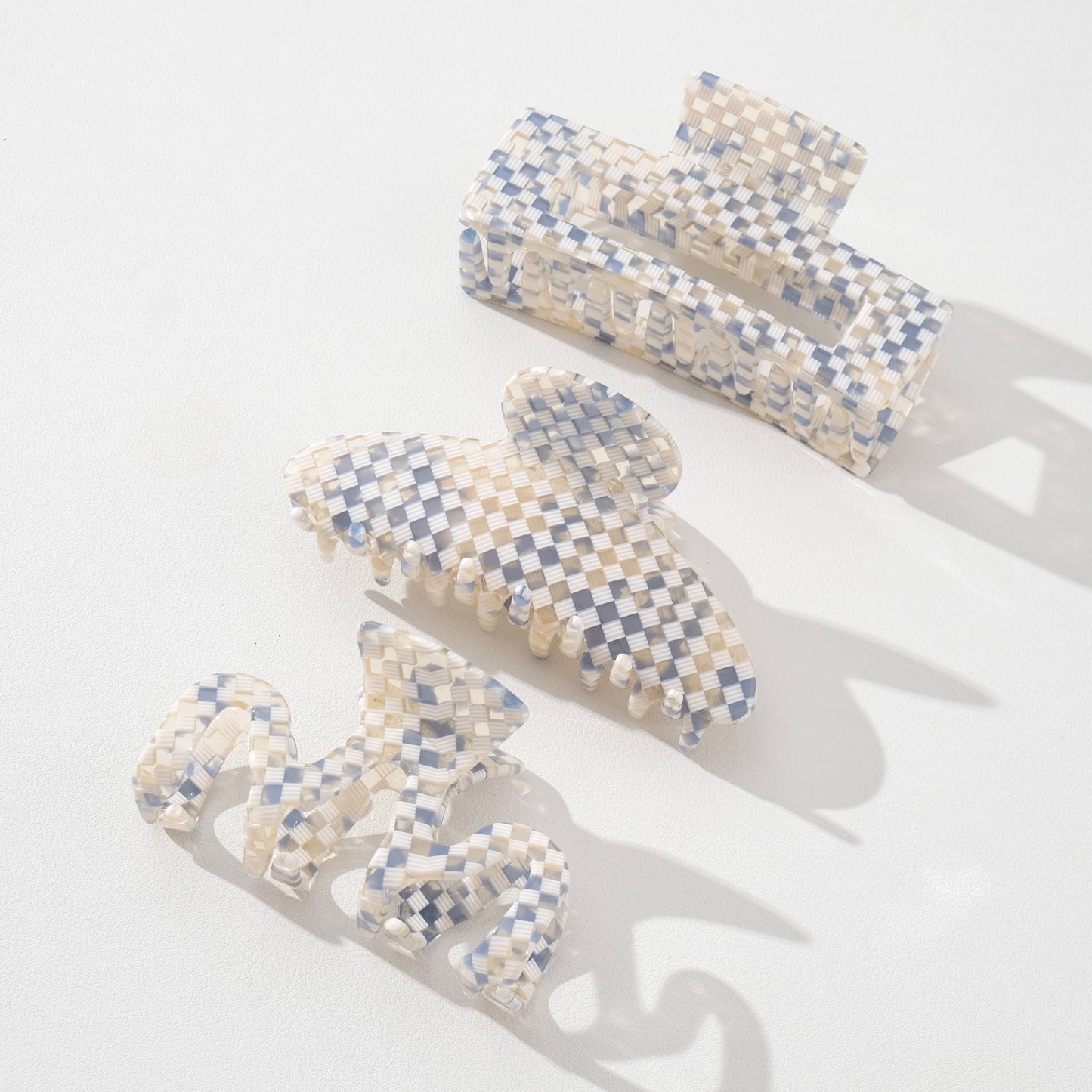 Blue Sand Checkerboard Large - Assorted Claw Clips