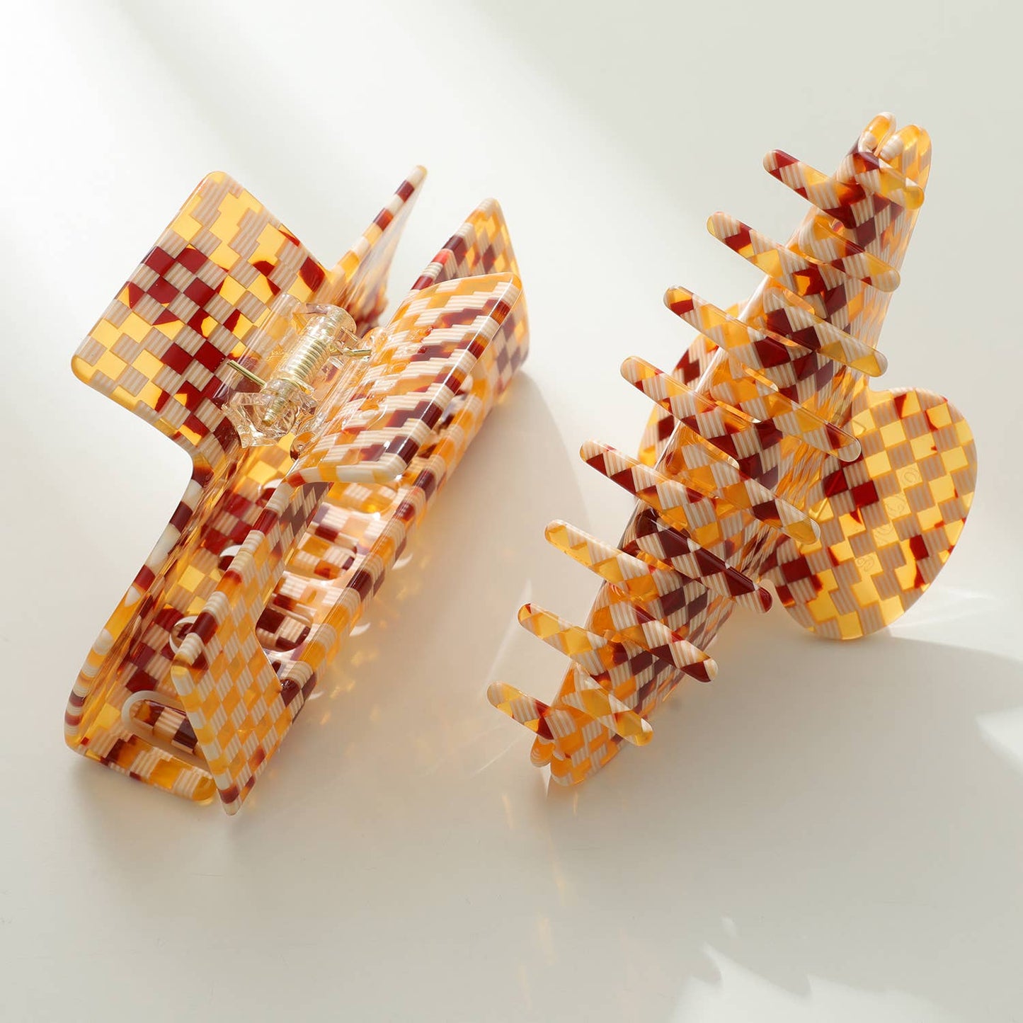 Golden Checkerboard Large - Assorted Claw Clips