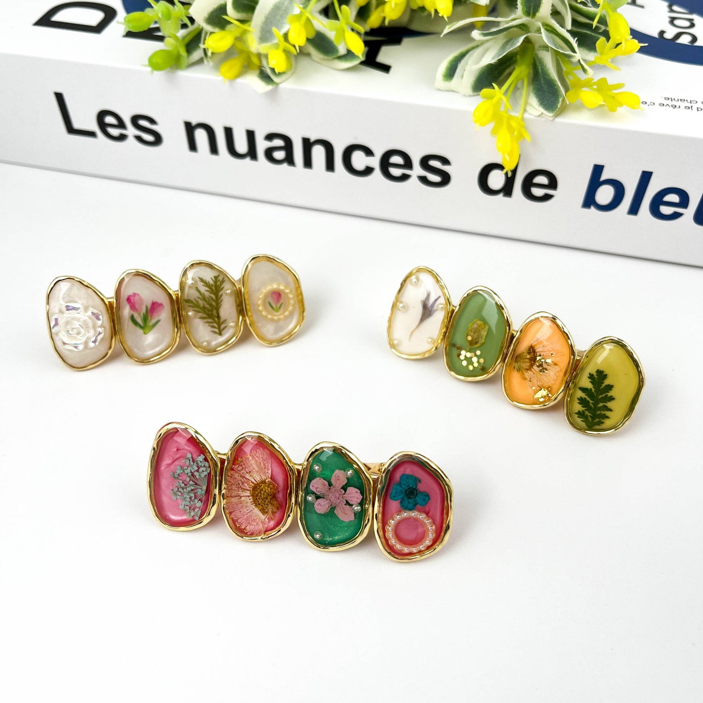 Retro Flower Duckbill Clip