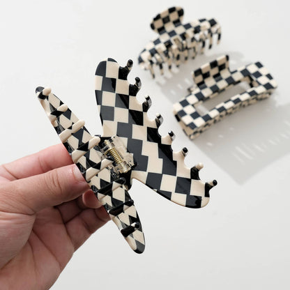 Checkmate Large - Assorted Claw Clips